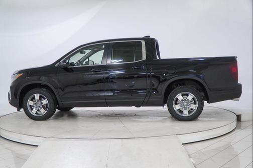 Crystal Black Pearl 2026 Honda Ridgeline RTL