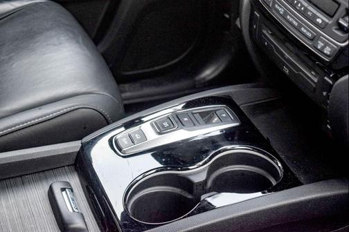 2020 Honda Pilot Touring 8-Passenger