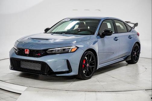 Sonic Gray Pearl 2025 Honda Civic Type R