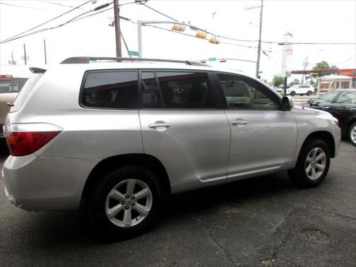 2009 Toyota Highlander Base