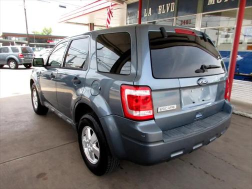 2011 Ford Escape XLS