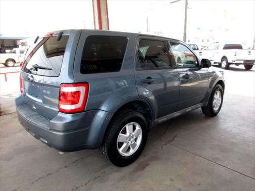 2011 Ford Escape XLS