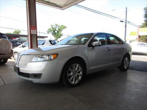 2010 Lincoln MKZ Base