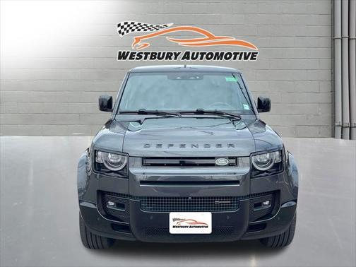 2023 Land Rover Defender 130 X-Dynamic SE