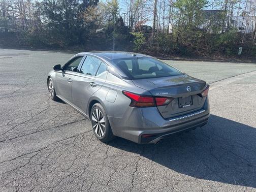 Gun Metallic 2019 Nissan Altima 2.5 SL