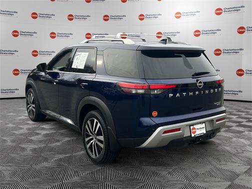 2023 Nissan Pathfinder Platinum