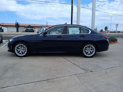 Tanzanite Blue II Metallic 2026 BMW 330 NA