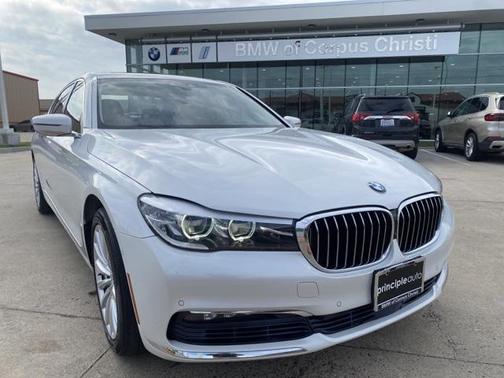 2016 BMW 740 740i