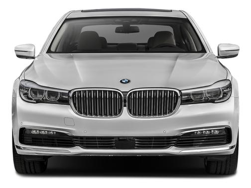 Glacier Silver Metallic 2018 BMW 740 740i