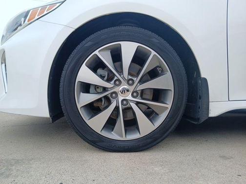 Snow White Pearl 2018 Kia Optima S