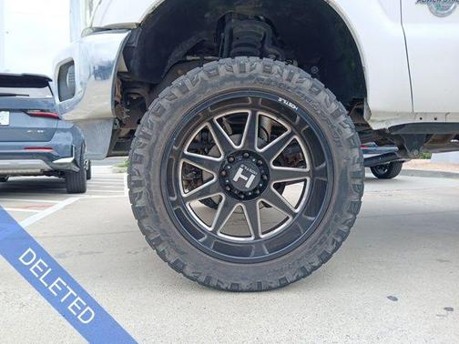 White Platinum Clearcoat Metallic 2016 Ford F-250 Lariat