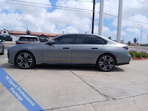 Frozen Pure Grey Metallic 2025 BMW 740 740i