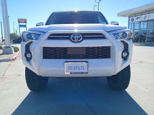 2022 Toyota 4Runner SR5