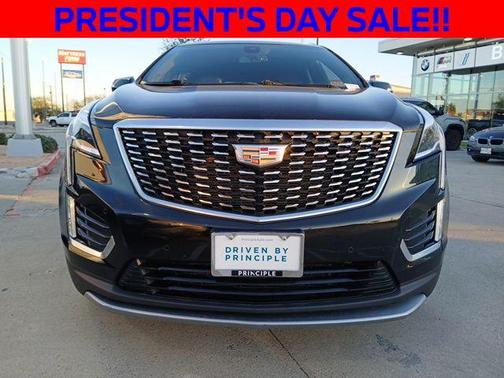 2022 Cadillac XT5 Premium Luxury