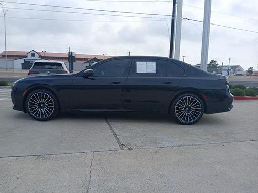 2024 BMW 760 i xDrive