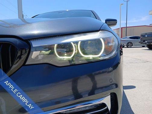 2017 BMW 530 530i