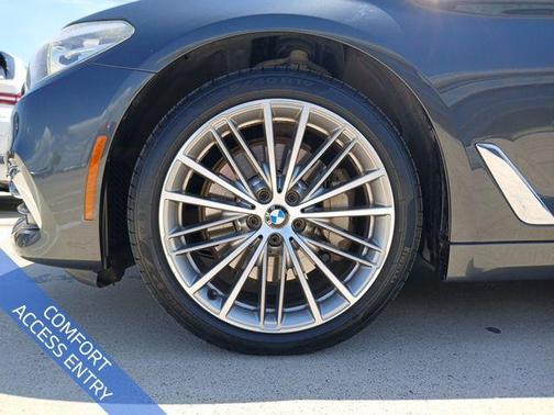 2017 BMW 530 530i