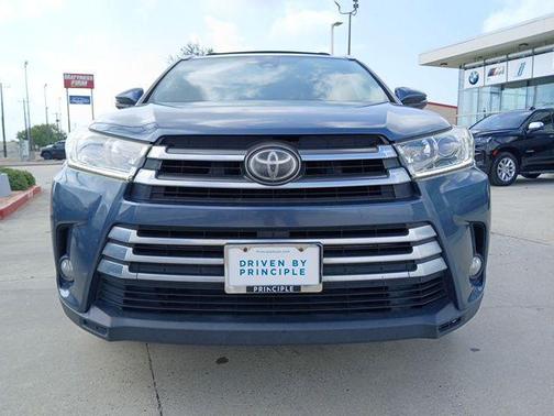 2017 Toyota Highlander Limited