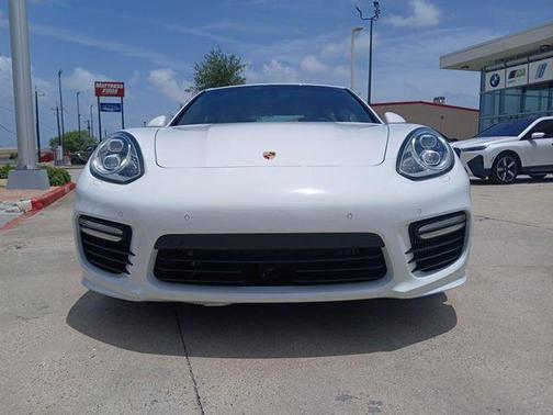 2015 Porsche Panamera Turbo