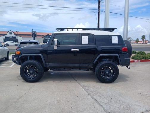 2010 Toyota FJ Cruiser Base