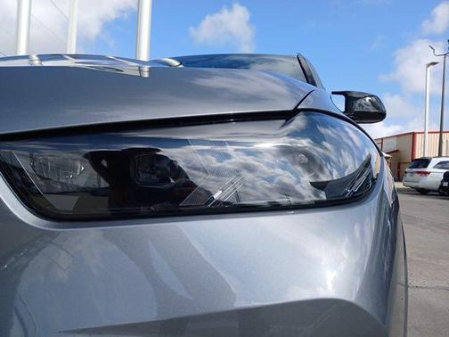 0c4w 2026 BMW X5 M60i