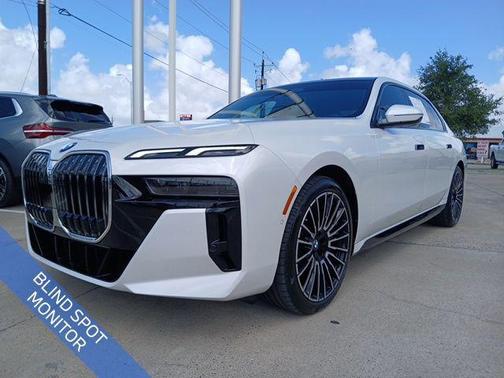 2024 BMW 740 i