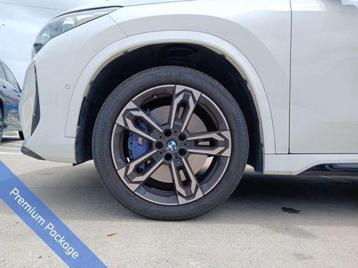 Alpine White 2025 BMW X1 M35i