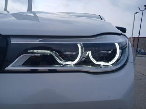 2019 BMW 750 I