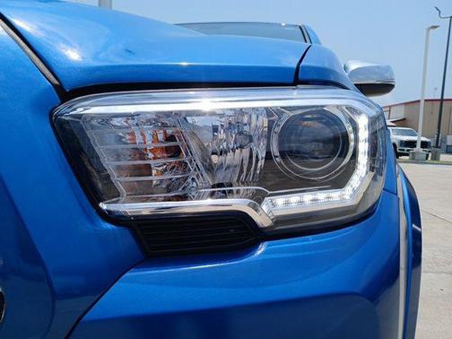 2017 Toyota Tacoma Limited