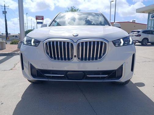 Alpine White 2026 BMW X5 sDrive40i