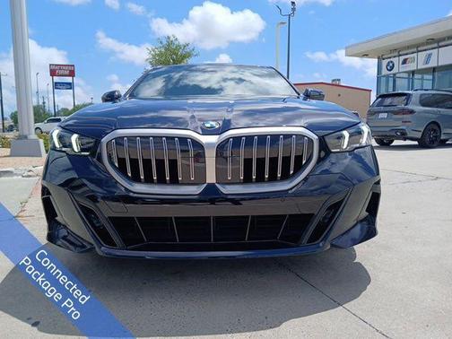 2025 BMW 530 530i