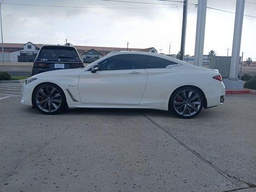Majestic White 2019 INFINITI Q60 3.0t Red Sport 400