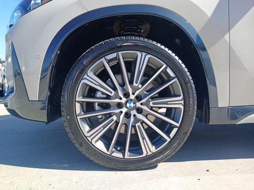 Dune Grey Metallic 2026 BMW X1 xDrive28i