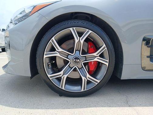2021 Kia Stinger GT2
