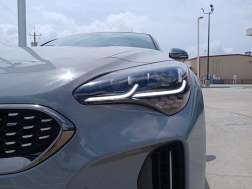 2021 Kia Stinger GT2