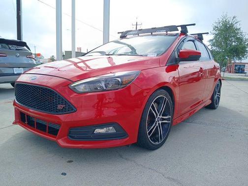 2017 Ford Focus ST ST