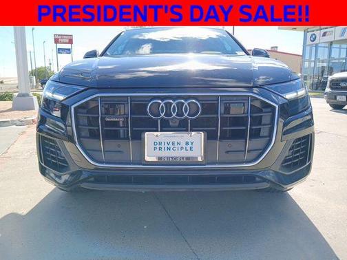 2022 Audi Q8 55 Premium Plus