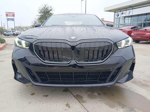 Black Sapphire Metallic 2026 BMW 530 530i