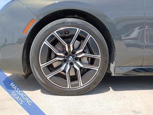 Dravit Grey Metallic 2023 BMW 740 i