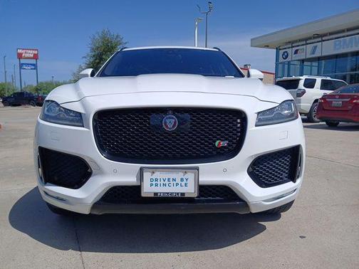 2018 Jaguar F-PACE S