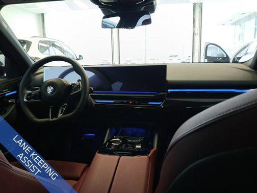 Black Sapphire Metallic 2026 BMW 530 530i