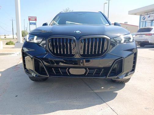 Black Sapphire Metallic 2026 BMW X5 sDrive40i