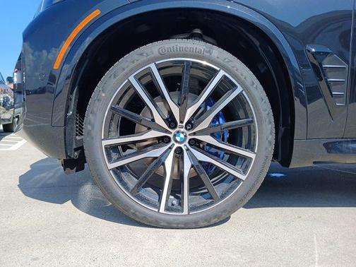Black Sapphire Metallic 2026 BMW X5 sDrive40i