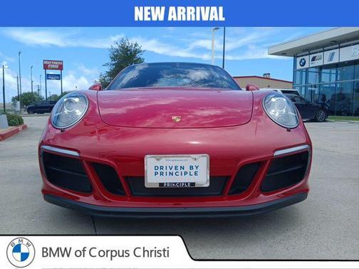 2018 Porsche 911 Carrera GTS