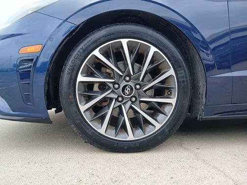 2020 Hyundai SONATA Limited