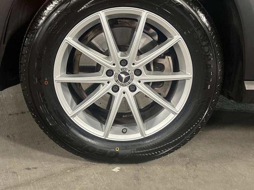 Black 2024 Mercedes-Benz GLE 350 4MATIC