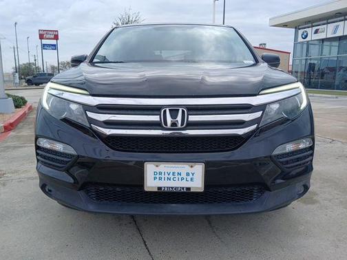 2018 Honda Pilot EX