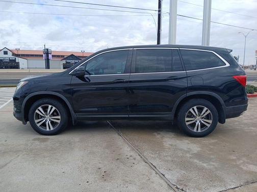 2018 Honda Pilot EX