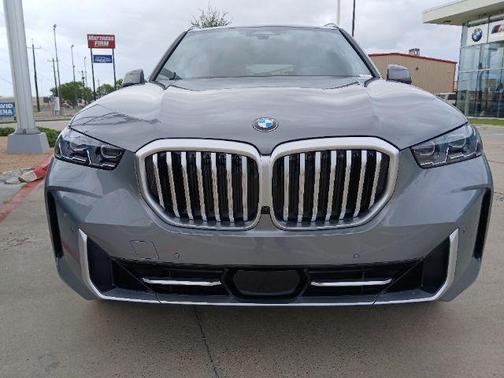 2025 BMW X5 sDrive40i