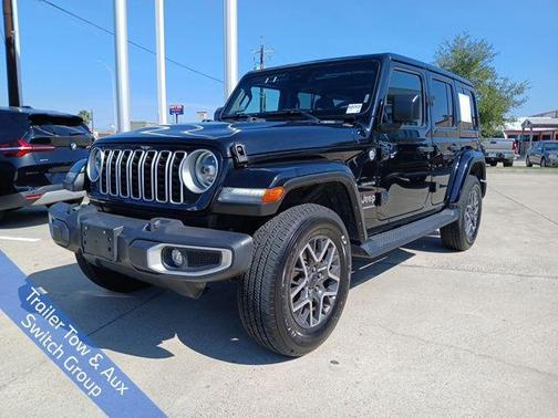 2024 Jeep Wrangler 4-Door Sahara 4x4